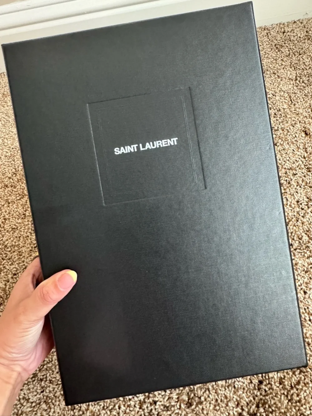 Saint Laurent Black Leather Logo-Detail Pointed Pumps - Picture 10 of 10